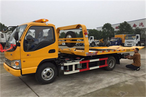 康马哪里有拖车服务