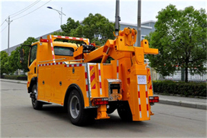 康马高速路拖车费